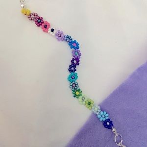 Women’s Simple & Colorful Friendship Daisy Chain Bracelet
